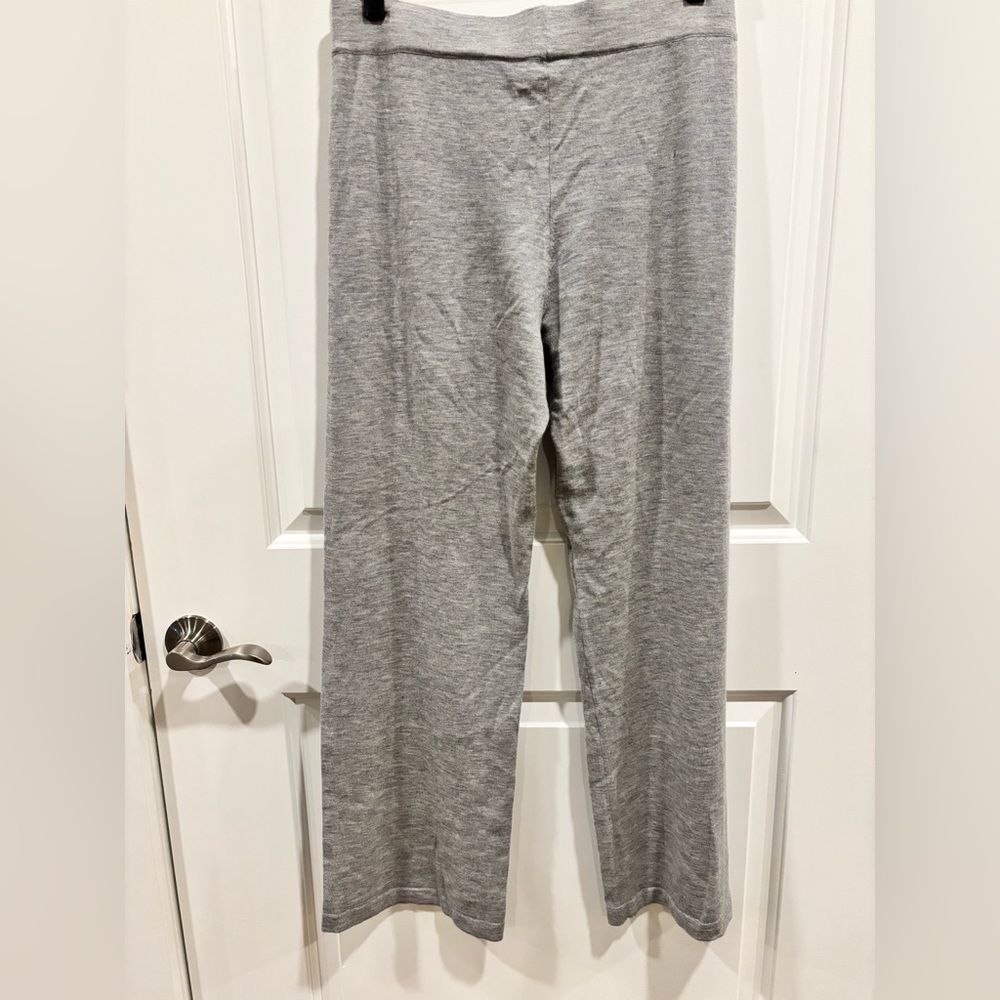 Neiman Marcus Gray Cashmere Wide-Leg lounge Pants - Picture 4 of 11